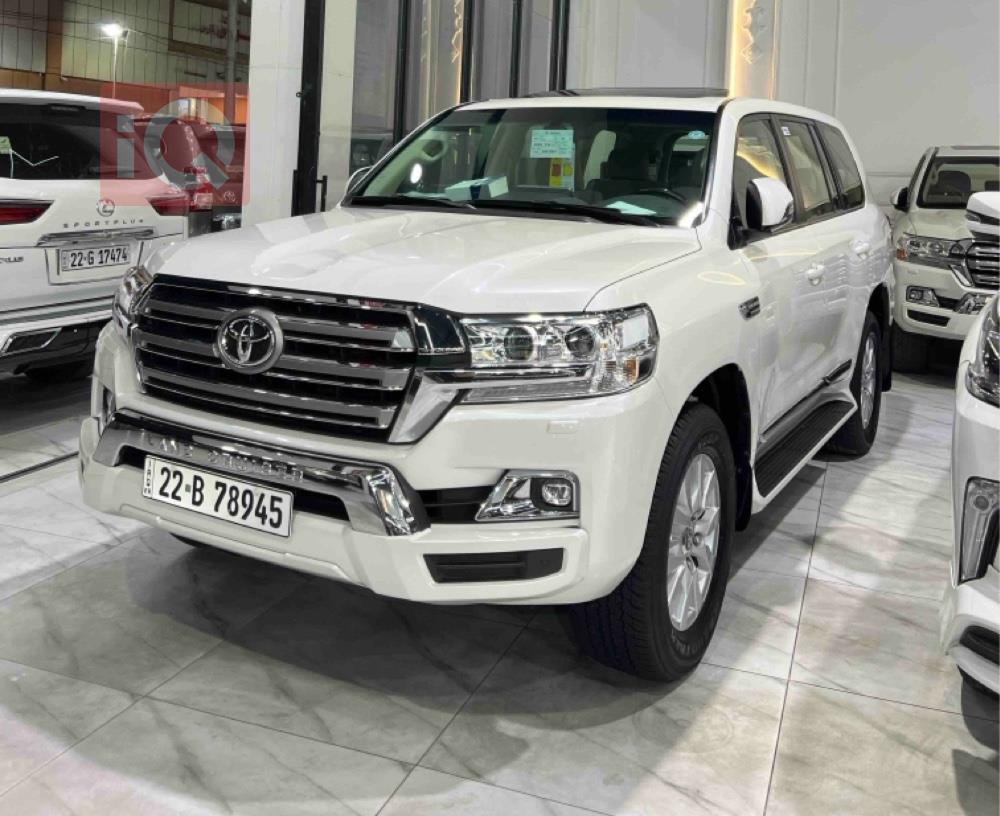 تۆیۆتا لاند کروزەر